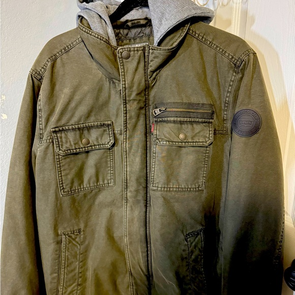 Levi’s men’s bomber jacket size large olive - Picture 1 of 3